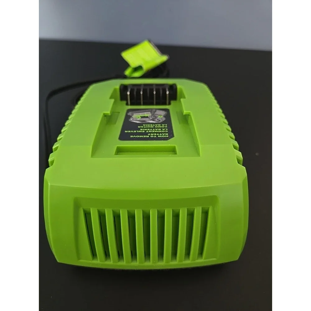 GreenWorks 40V Lithium-ion Battery Charger‎ G-MAX Green 29482